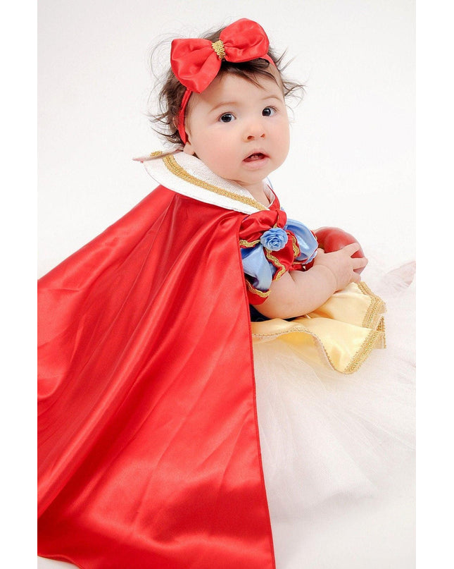 White Snow White Costume by Costumes Club. SKUs: 12575902058790, 12589489271874, 12597898214681, 12601007929002, 12617042509800, 12629855112218, 12632329630198, 12646096109579, 12659645451685, 12660212535185